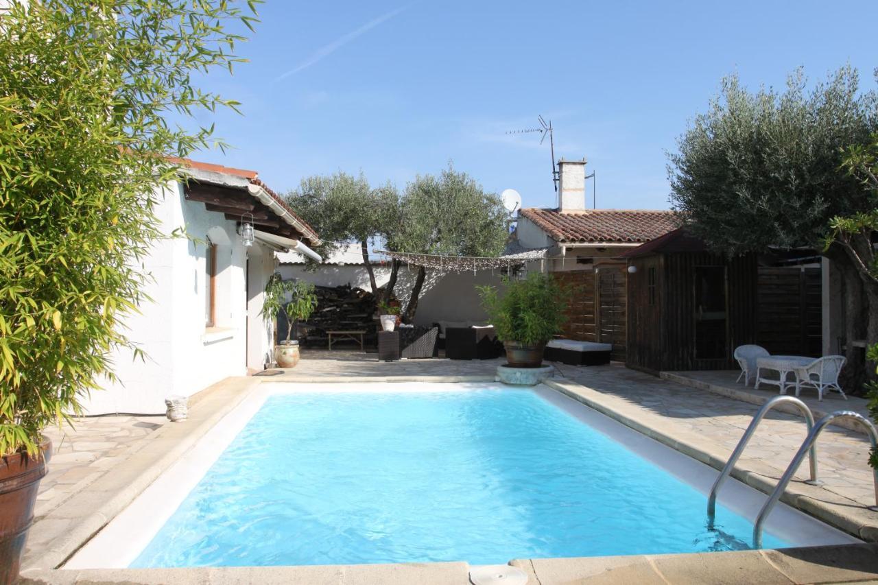 Site Machambreencamargue Bed & Breakfast Vauvert Bagian luar foto